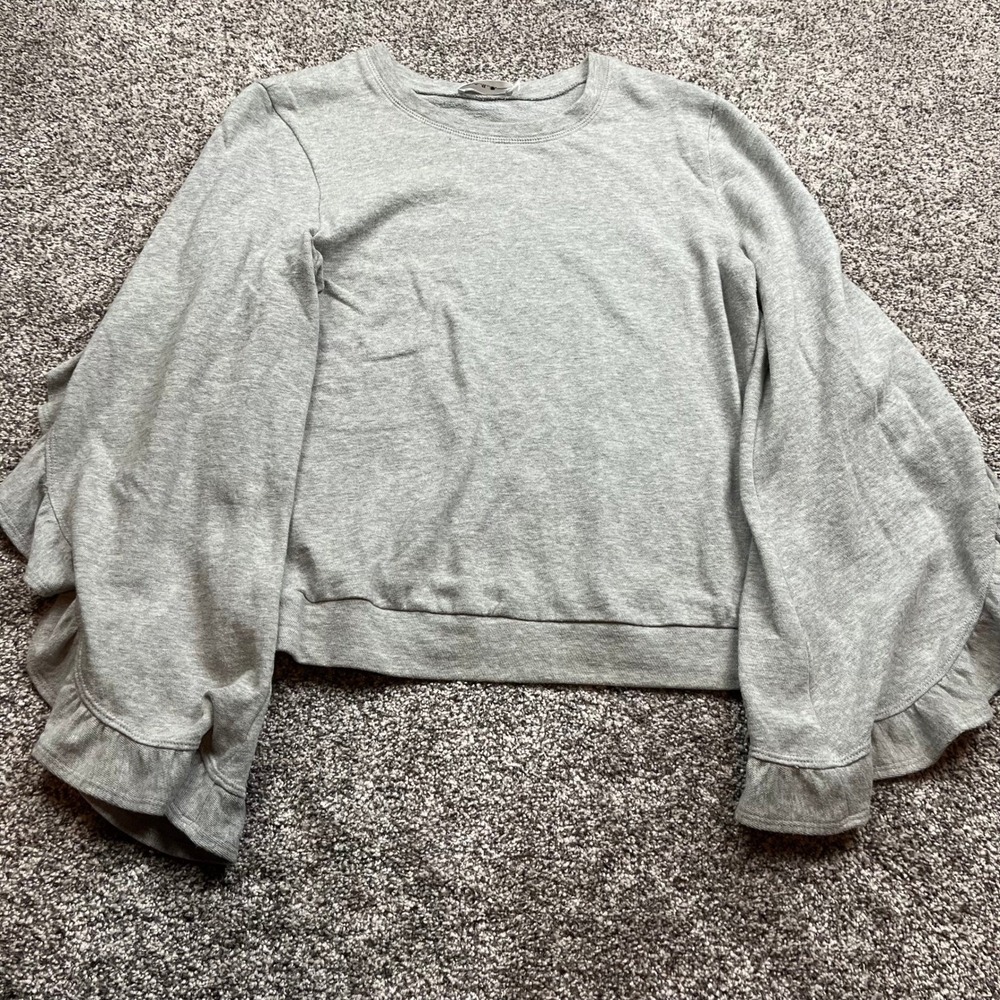 A.L.C Sweatshirt Women M Minimalist  Pullover Ruffle Sleeve Casual Cozy Lounge